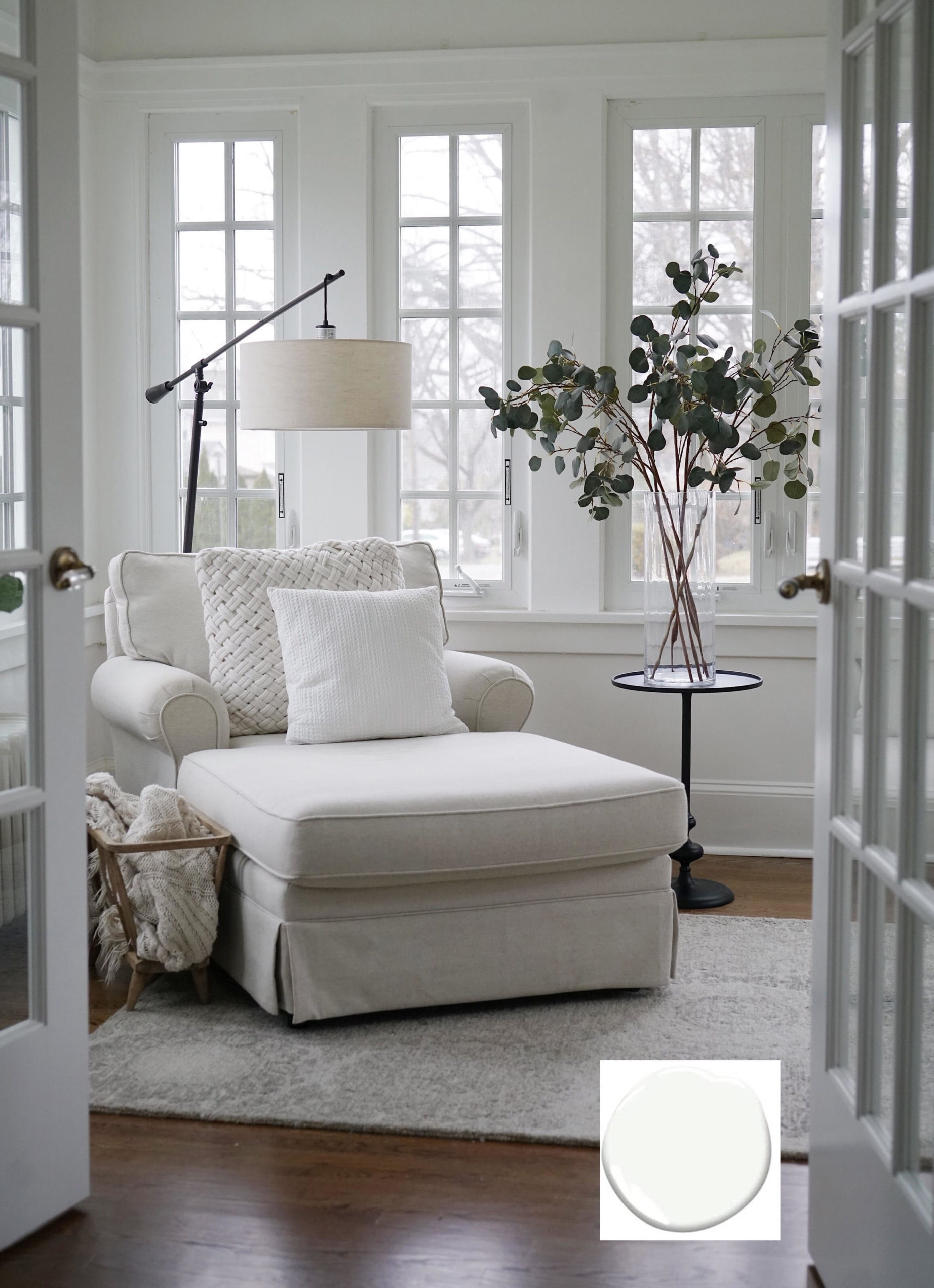 Chantilly Lace by Benjamin Moore - Why It Might Be The Perfect White Paint  Color - So Much Better With Age