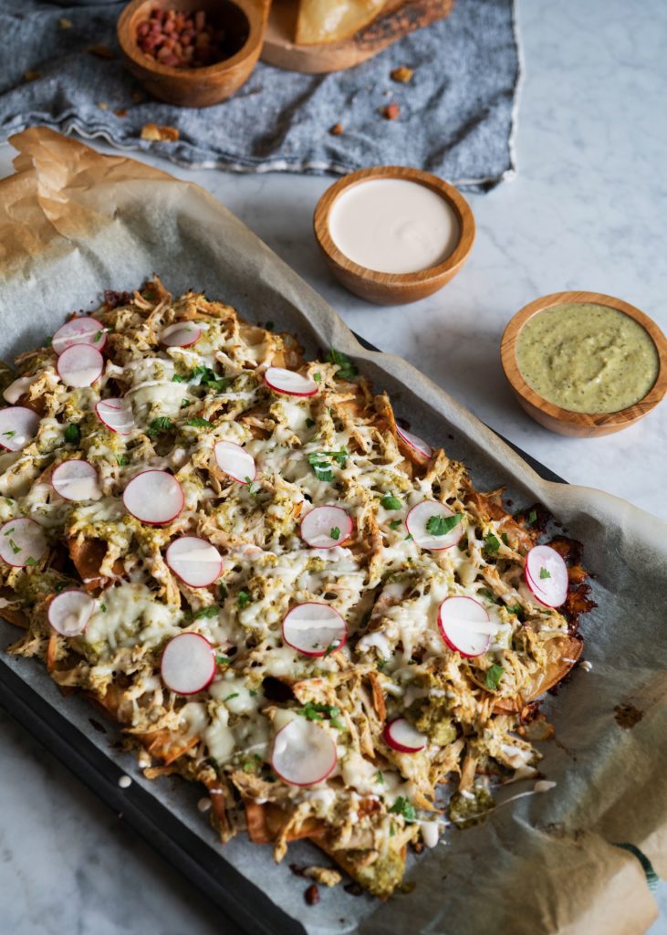 Crunchy Chicken Suizas Nachos