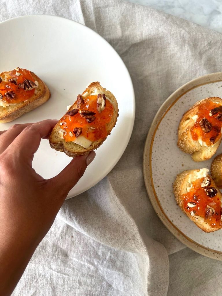 Hot Pepper Jelly & Brie Crostini with Candied Pecans